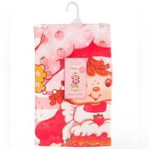 Strawberry Shortcake NWT Beach Towel